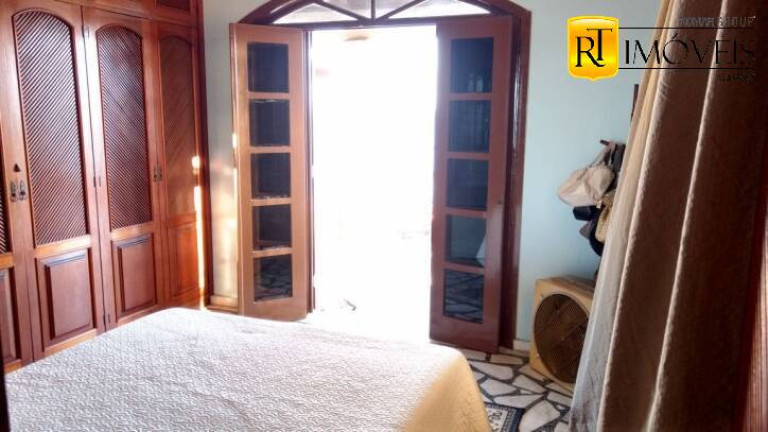 Imagem Casa com 7 Quartos à Venda, 891 m² em Balneário São Pedro - São Pedro Da Aldeia Imagem Casa com 7 Quartos à Venda, 891 m² em Balneário São Pedro - São Pedro Da Aldeia