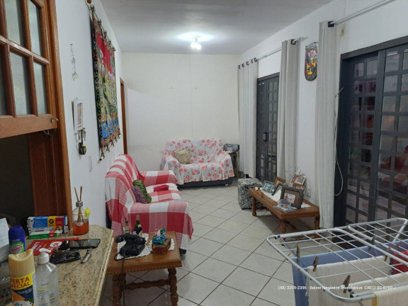 Imagem Casa com 4 Quartos à Venda, 148 m² em Itacorubi - Florianópolis
