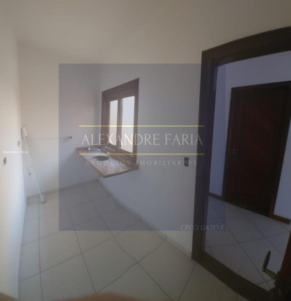 Imóvel Comercial para Alugar, 50 m² em Centro - São Sebastião
