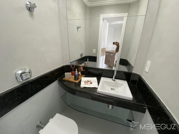 Imagem Cobertura com 3 Quartos à Venda, 20 m² em Centro - Guarapari
