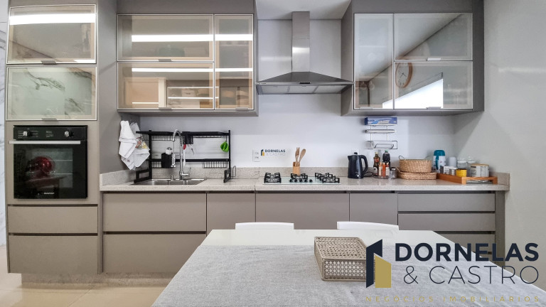Imagem Casa com 5 Quartos à Venda, 800 m² em Guará I - Brasília Imagem Casa com 5 Quartos à Venda, 800 m² em Guará I - Brasília