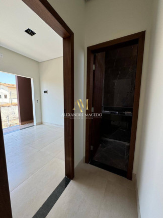 Imagem Sobrado com 3 Quartos à Venda, 99 m² em Planalto - Montes Claros