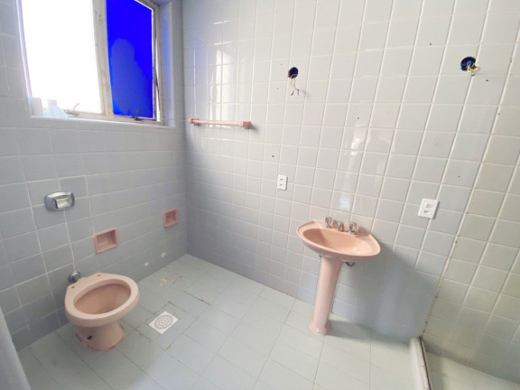 Imagem Apartamento com 3 Quartos à Venda, 195 m² em Moinhos De Vento - Porto Alegre