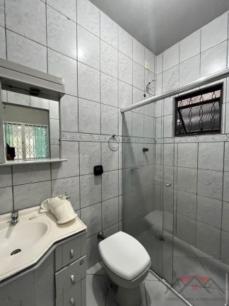 Imagem Casa com 3 Quartos à Venda, 469 m² em São Marcos - Joinville