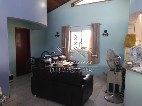 Imagem Imóvel com 3 Quartos à Venda, 130 m² em Ninho Verde 2 - Pardinho Imagem Imóvel com 3 Quartos à Venda, 130 m² em Ninho Verde 2 - Pardinho