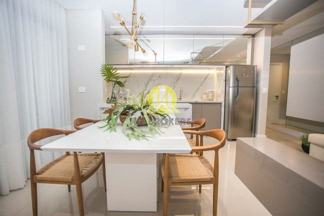 Imagem Cobertura com 2 Quartos à Venda, 133 m² em São Francisco - Curitiba Imagem Cobertura com 2 Quartos à Venda, 133 m² em São Francisco - Curitiba