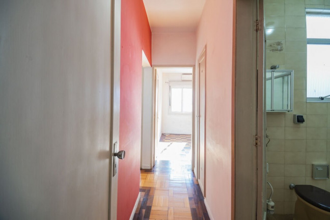 Imagem Imóvel com 3 Quartos à Venda, 88 m² em Bom Fim - Porto Alegre Imagem Imóvel com 3 Quartos à Venda, 88 m² em Bom Fim - Porto Alegre