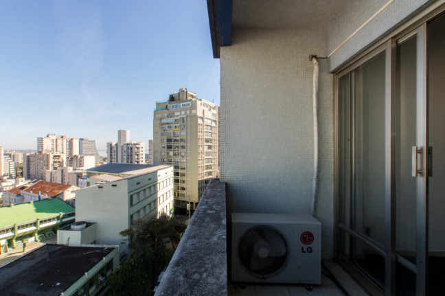 Imagem Imóvel com 3 Quartos à Venda, 174 m² em Centro Histórico - Porto Alegre Imagem Imóvel com 3 Quartos à Venda, 174 m² em Centro Histórico - Porto Alegre