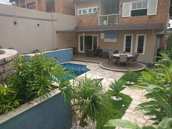 Imagem Casa com 2 Quartos à Venda, 3.900 m² em Vila Gardenia - Atibaia