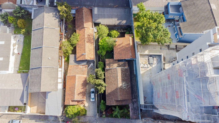 Imagem Terreno à Venda, 600 m² em Bacacheri - Curitiba