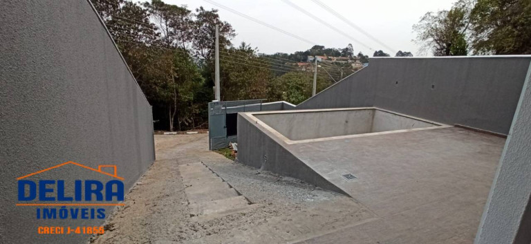 Imagem Casa com 3 Quartos à Venda, 286 m² em Terra Preta (terra Preta) - Mairiporã Imagem Casa com 3 Quartos à Venda, 286 m² em Terra Preta (terra Preta) - Mairiporã