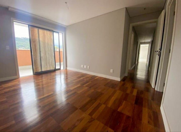 Imagem Imóvel com 4 Quartos à Venda, 210 m² em Agriões - Teresópolis Imagem Imóvel com 4 Quartos à Venda, 210 m² em Agriões - Teresópolis