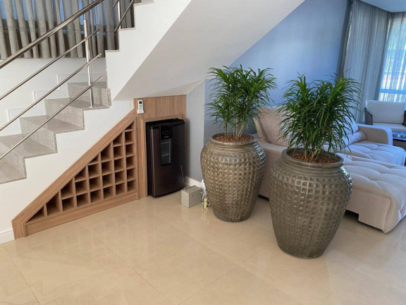Imagem Casa com 3 Quartos à Venda, 170 m² em Morrinhos - Bombinhas