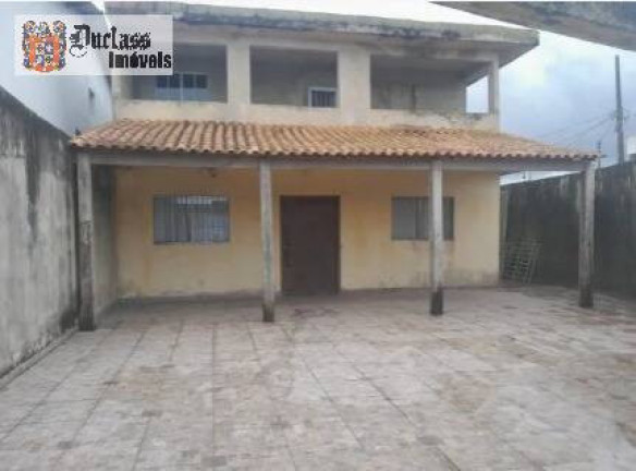 Sobrado com 8 Quartos à Venda, 480 m² em Mongaguá