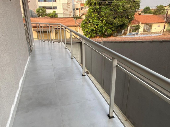 Imagem Casa com 3 Quartos à Venda, 135 m² em Jardim Planalto - Goiânia