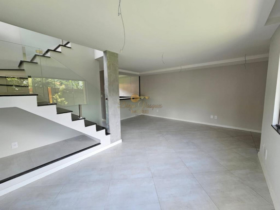 Imagem Casa com 3 Quartos à Venda, 116 m² em Nossa Senhora De Fátima - Teresópolis