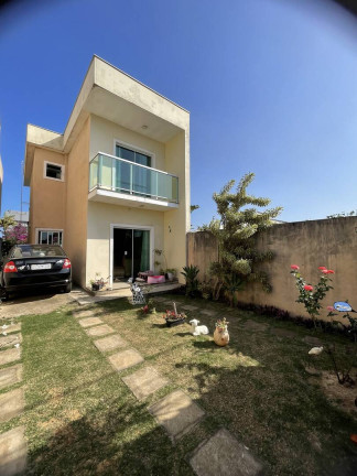 Imagem Casa com 2 Quartos à Venda, 180 m² em Santa Mônica - Guarapari Imagem Casa com 2 Quartos à Venda, 180 m² em Santa Mônica - Guarapari