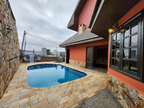 Imagem Casa com 5 Quartos à Venda, 640 m² em Velha - Blumenau