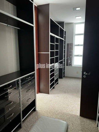 Imagem Casa com 3 Quartos para Alugar, 900 m² em Jardim América - São Paulo Imagem Casa com 3 Quartos para Alugar, 900 m² em Jardim América - São Paulo