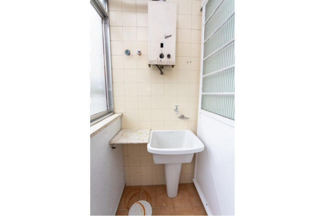 Imagem Apartamento com 1 Quarto à Venda, 43 m² em Jardim Botânico - Porto Alegre Imagem Apartamento com 1 Quarto à Venda, 43 m² em Jardim Botânico - Porto Alegre