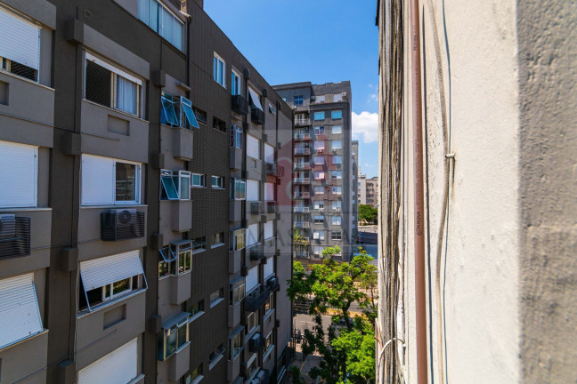 Imagem Apartamento com 1 Quarto à Venda, 46 m² em Azenha - Porto Alegre Imagem Apartamento com 1 Quarto à Venda, 46 m² em Azenha - Porto Alegre