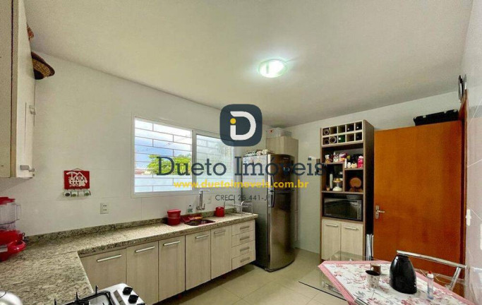 Imagem Casa com 2 Quartos à Venda, 81 m² em Camobi - Santa Maria Imagem Casa com 2 Quartos à Venda, 81 m² em Camobi - Santa Maria