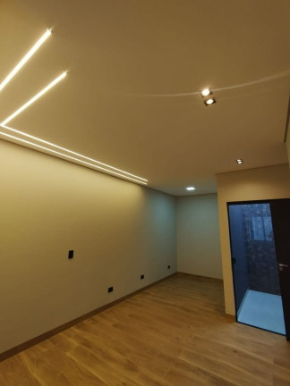 Imagem Casa com 3 Quartos à Venda, 121 m² em Parque Das Laranjeiras - Maringa Imagem Casa com 3 Quartos à Venda, 121 m² em Parque Das Laranjeiras - Maringa
