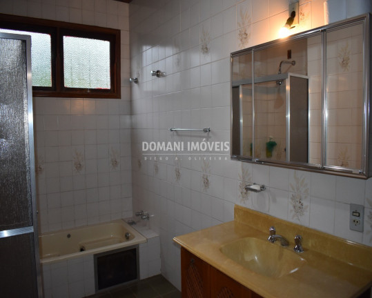 Imagem Casa com 4 Quartos à Venda, 185 m² em Região Do Vale Encantado - Campos Do Jordão
