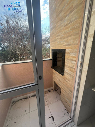 Imagem Casa com 3 Quartos à Venda, 66 m² em Palmital - Colombo