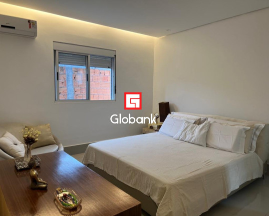 Imagem Casa com 3 Quartos à Venda, 240 m² em Jardim Panorama - Montes Claros Imagem Casa com 3 Quartos à Venda, 240 m² em Jardim Panorama - Montes Claros