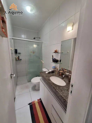 Imagem Casa de Condomínio com 3 Quartos à Venda, 140 m² em Lagoa Redonda - Fortaleza Imagem Casa de Condomínio com 3 Quartos à Venda, 140 m² em Lagoa Redonda - Fortaleza