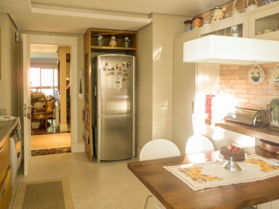 Imagem Apartamento com 3 Quartos à Venda, 188 m² em Centro - Gramado