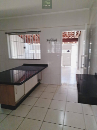 Imagem Casa com 4 Quartos à Venda, 170 m² em Aparecidinha - Socorro