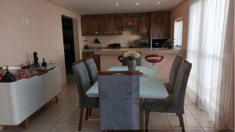 Imagem Casa de Condomínio com 3 Quartos à Venda, 195 m² em Jardim Botânico - Ribeirão Preto