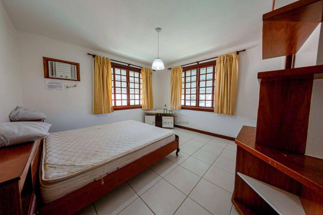 Imagem Casa com 6 Quartos à Venda, 780 m² em Piratininga - Niterói Imagem Casa com 6 Quartos à Venda, 780 m² em Piratininga - Niterói