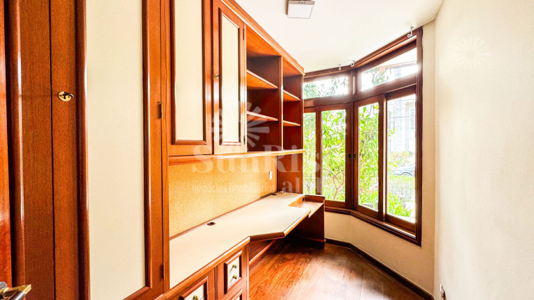 Imagem Casa com 3 Quartos à Venda, 420 m² em Residencial Cinco (alphaville) - Santana De Parnaíba Imagem Casa com 3 Quartos à Venda, 420 m² em Residencial Cinco (alphaville) - Santana De Parnaíba