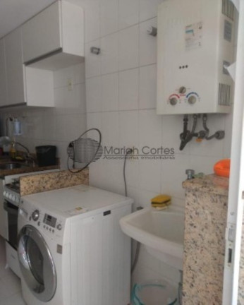 Imagem Imóvel com 2 Quartos à Venda, em Icaraí - Niterói Imagem Imóvel com 2 Quartos à Venda, em Icaraí - Niterói