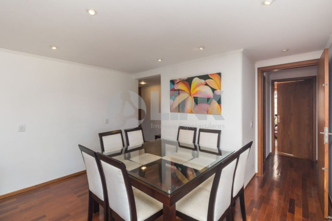 Imagem Apartamento com 3 Quartos à Venda, 110 m² em Moinhos De Vento - Porto Alegre