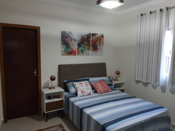 Imagem Casa com 3 Quartos à Venda, 120 m² em Vila São Jorge - São Vicente Imagem Casa com 3 Quartos à Venda, 120 m² em Vila São Jorge - São Vicente