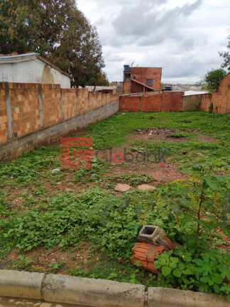 Imagem Casa com 2 Quartos à Venda, 180 m² em Santa Rafaela - Montes Claros