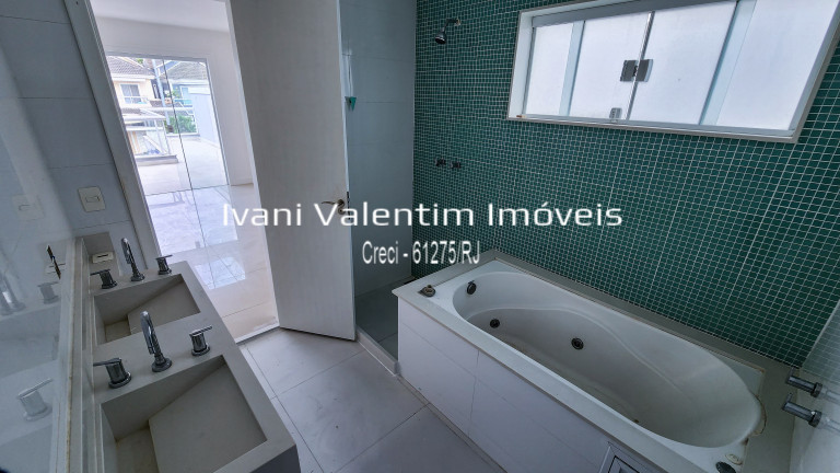 Imagem Casa com 4 Quartos à Venda, 240 m² em Recreio Dos Bandeirantes - Rio De Janeiro Imagem Casa com 4 Quartos à Venda, 240 m² em Recreio Dos Bandeirantes - Rio De Janeiro
