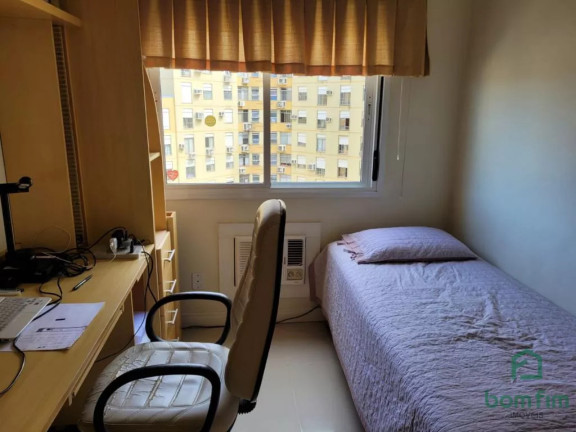 Imagem Apartamento com 3 Quartos à Venda, 76 m² em Cristal - Porto Alegre Imagem Apartamento com 3 Quartos à Venda, 76 m² em Cristal - Porto Alegre
