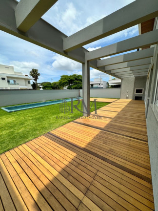 Imagem Sobrado com 5 Quartos à Venda,  em Jurerê Internacional - Florianópolis