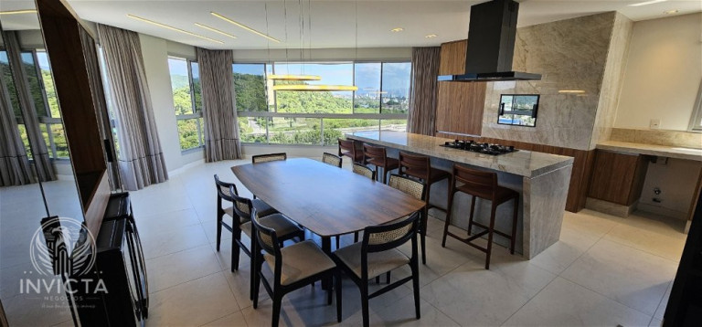 Apartamento com 4 Quartos à Venda, 156 m² em Centro - Balneário Camboriú