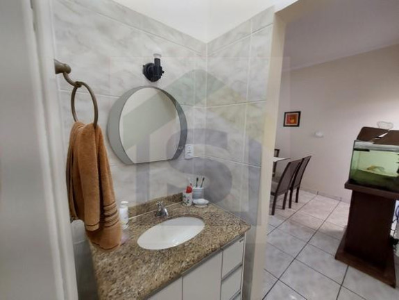 Imagem Sobrado com 3 Quartos à Venda, 270 m² em Centro - Botucatu