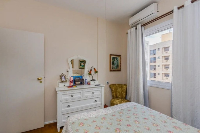 Imagem Apartamento com 3 Quartos à Venda, 120 m² em Rio Branco - Porto Alegre Imagem Apartamento com 3 Quartos à Venda, 120 m² em Rio Branco - Porto Alegre