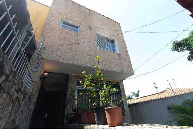 Casa com 3 Quartos à Venda, 154 m² em Indianópolis - São Paulo