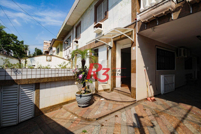 Imagem Sobrado com 3 Quartos à Venda ou Locação, 276 m² em Aparecida - Santos