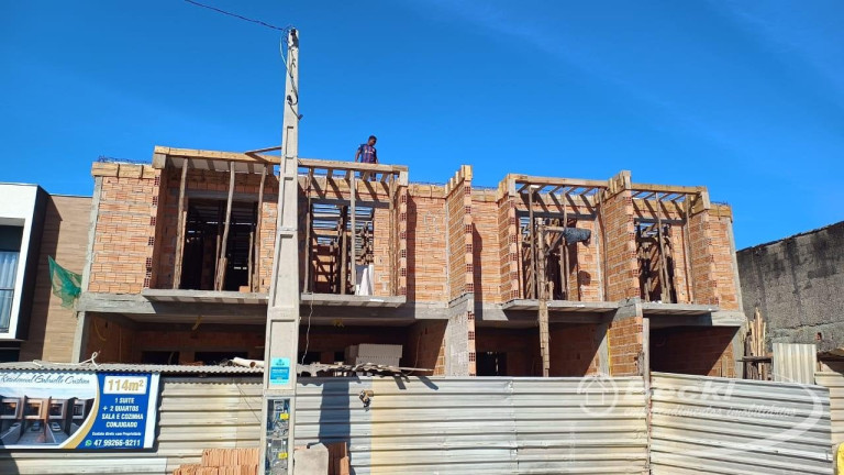 Imagem Casa com 3 Quartos à Venda, 115 m² em São Marcos - Joinville