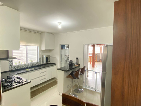 Imagem Casa com 3 Quartos à Venda, 150 m² em Jardim Maristela - Atibaia Imagem Casa com 3 Quartos à Venda, 150 m² em Jardim Maristela - Atibaia